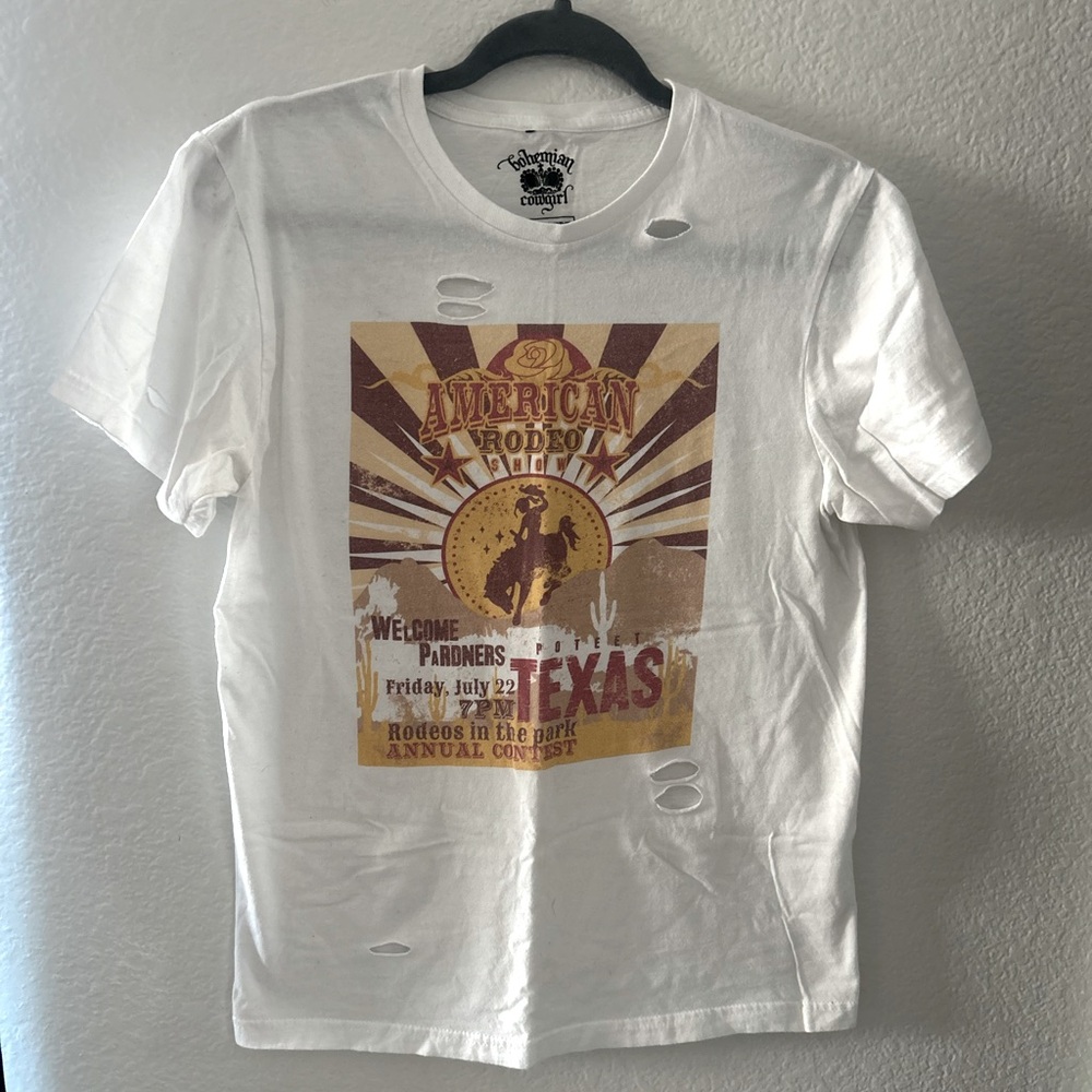 The Buckle Graphic T